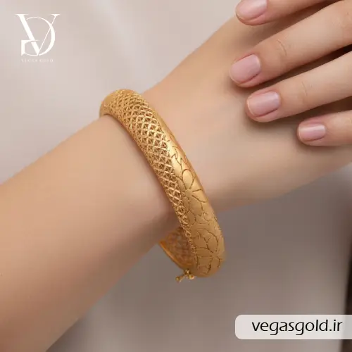 دستبند طلا النگویی زنانه