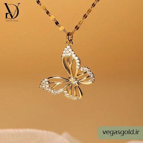  آویز گردنبند طلا طرح پروانه با سنگ های قیمتی
